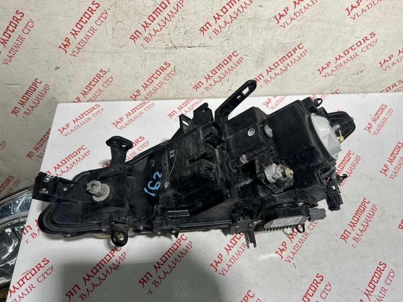 Фара ксеноновая, 14000 рублей, Владимир