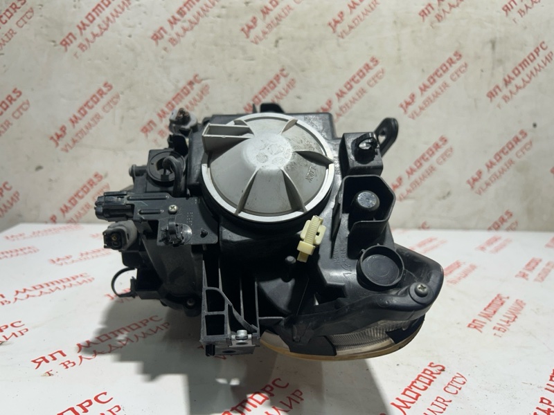 Фара ксеноновая, 14000 рублей, Владимир