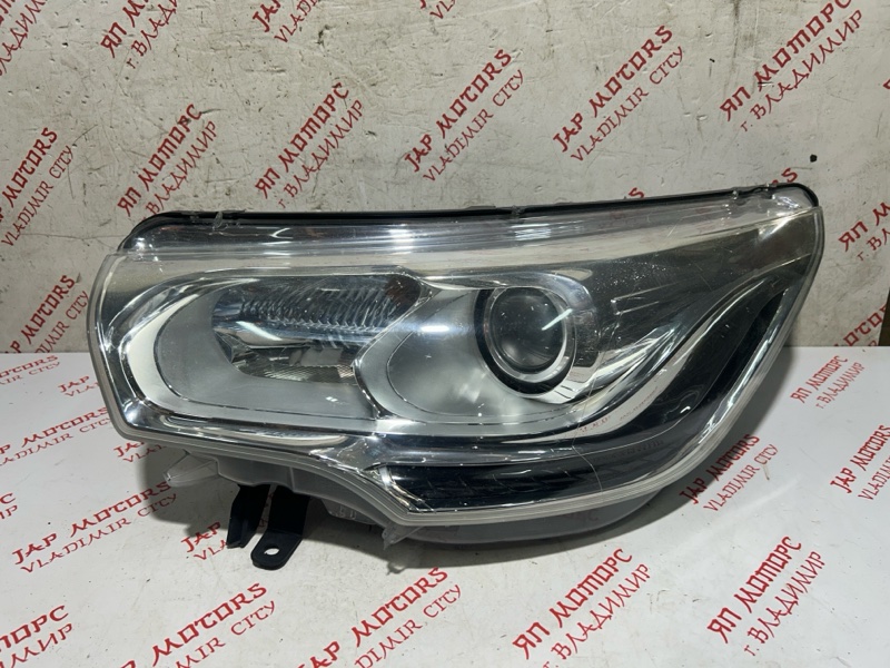 Фара ксеноновая, 14000 рублей, Владимир