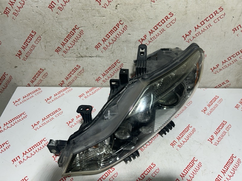 Фара ксеноновая, 14000 рублей, Владимир