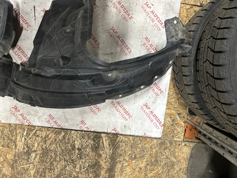 Подкрылок, 4000 рублей, Владимир