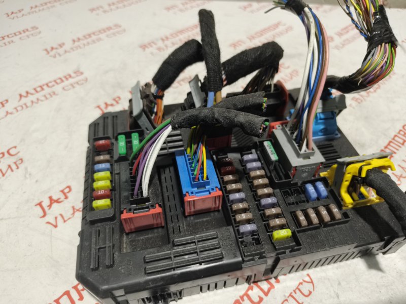 Блок предохранителей, 10000 рублей, Владимир