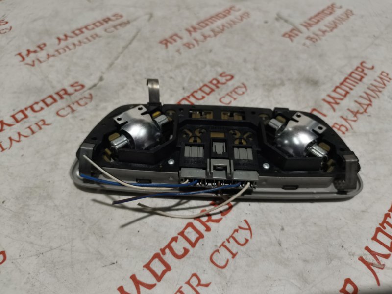 Плафон подсветки салона, 500 рублей, Владимир