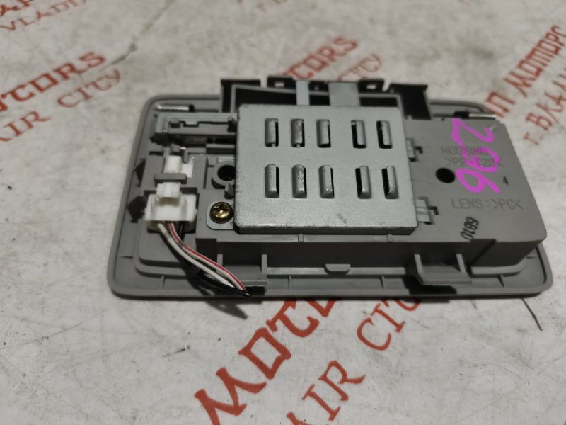 Плафон подсветки салона, 1000 рублей, Владимир