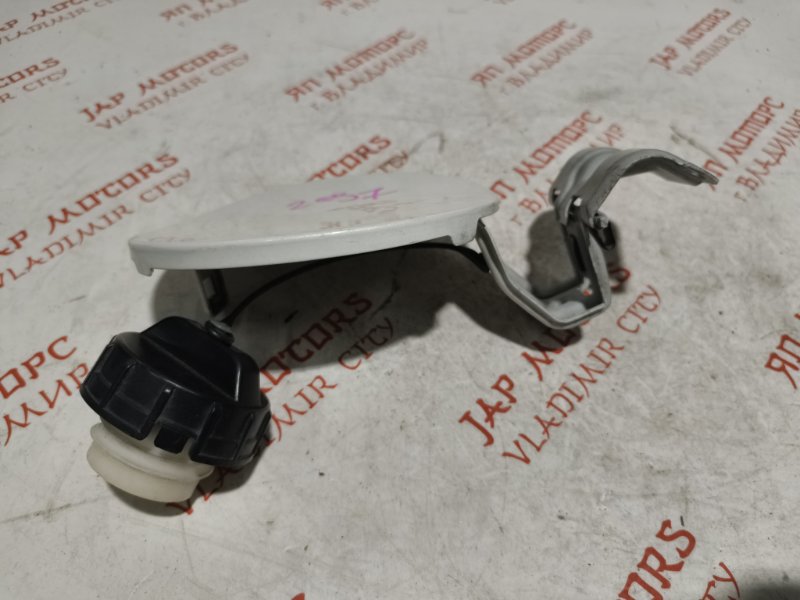 Лючок топливного бака, 1000 рублей, Владимир