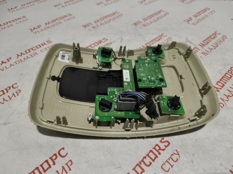 Плафон подсветки салона, 1500 рублей, Владимир