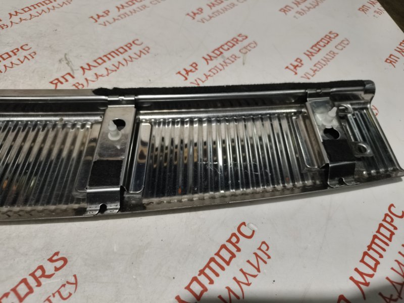 Накладка замка багажника, 1500 рублей, Владимир