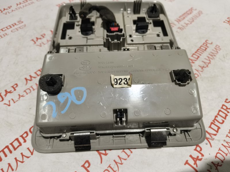 Плафон подсветки салона, 2000 рублей, Владимир