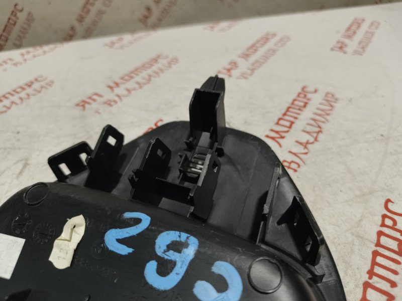 Плафон подсветки салона, 1000 рублей, Владимир