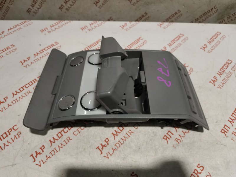 Плафон подсветки салона, 3000 рублей, Владимир