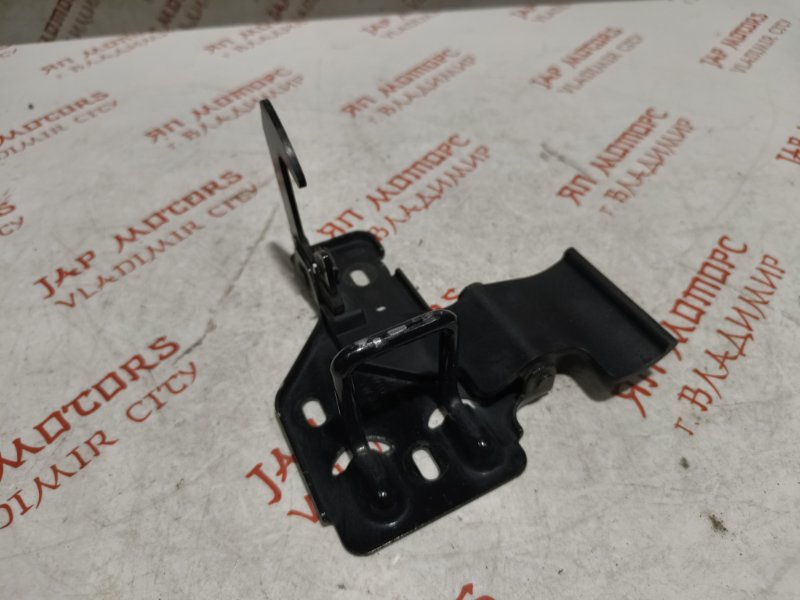 Замок капота, 1000 рублей, Владимир