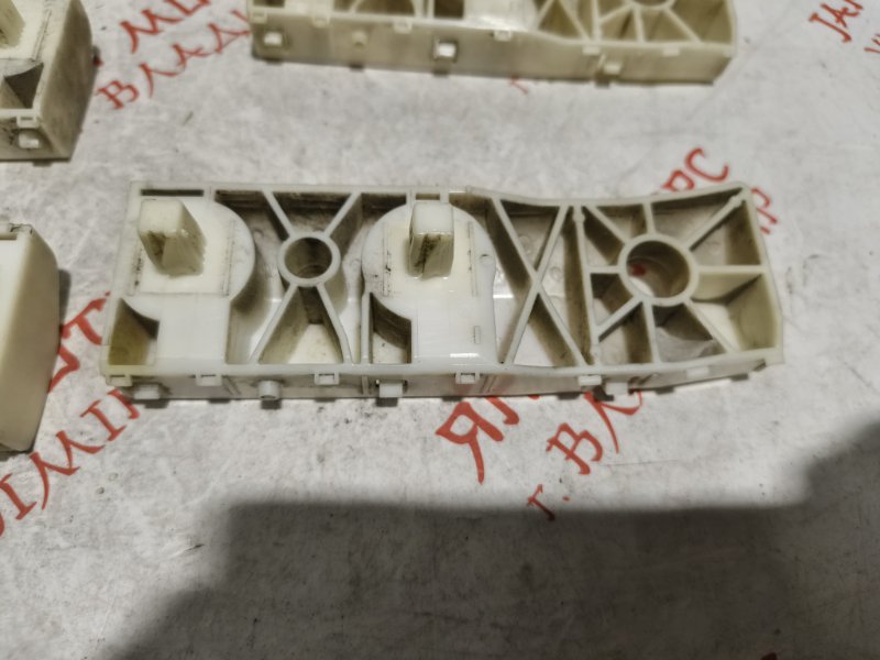 Крепление бампера, 750 рублей, Владимир