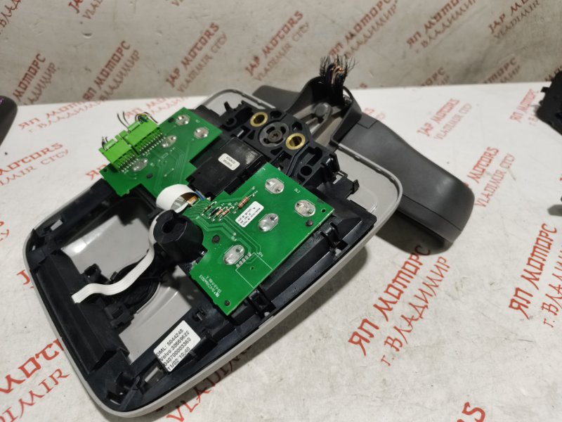 Плафон подсветки салона, 2500 рублей, Владимир