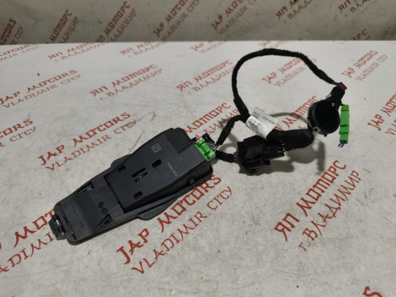 Камера переднего вида, 2000 рублей, Владимир