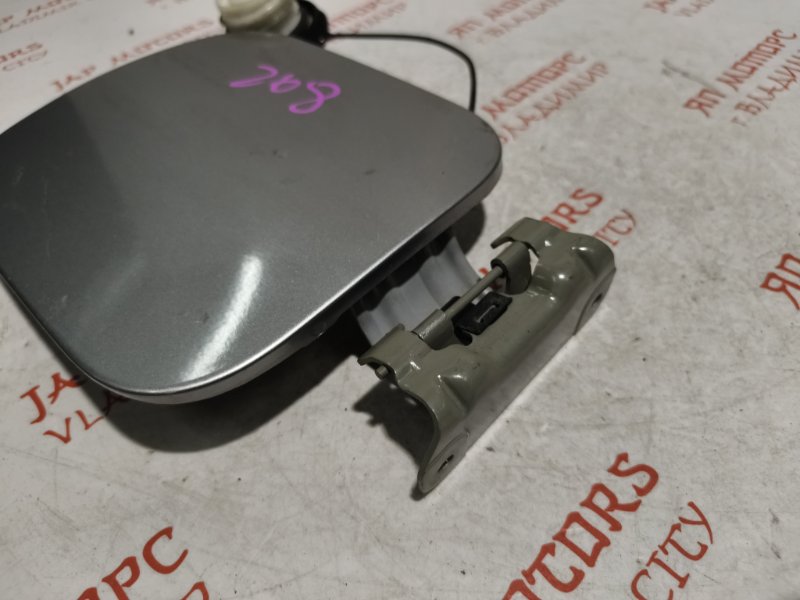 Лючок топливного бака, 1000 рублей, Владимир