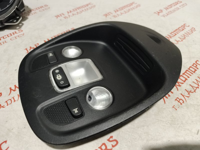 Плафон подсветки салона, 1000 рублей, Владимир