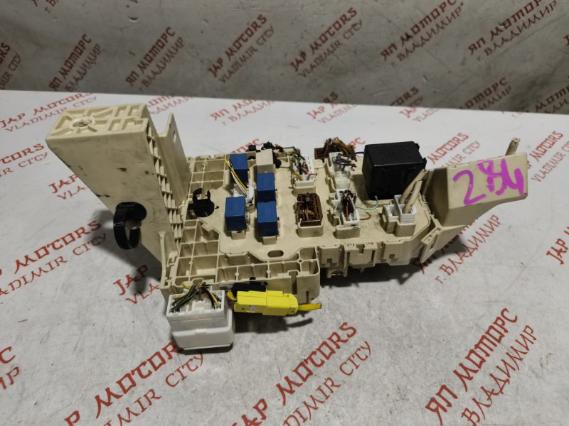 Блок предохранителей, 2000 рублей, Владимир