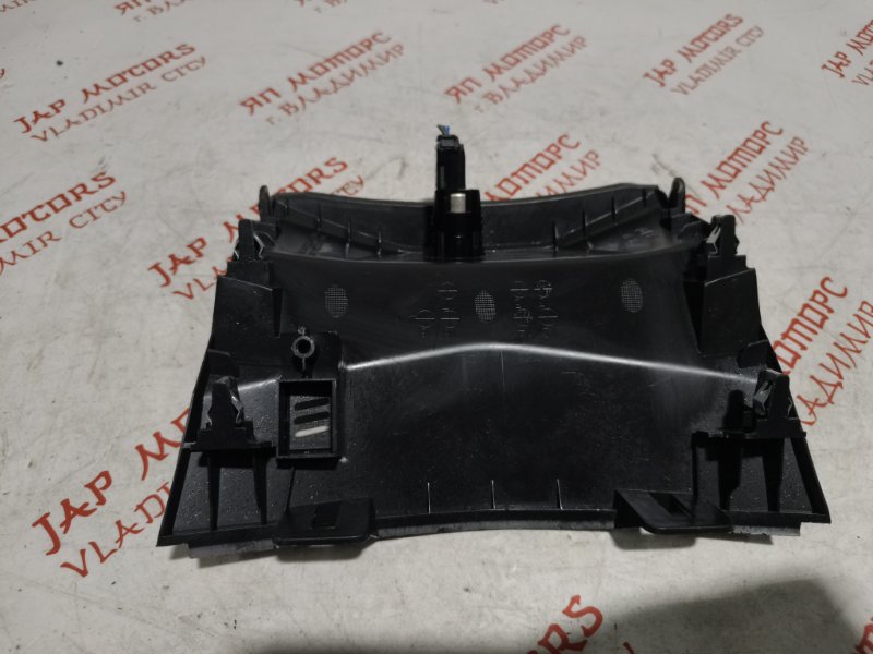 Накладка в салоне, 750 рублей, Владимир