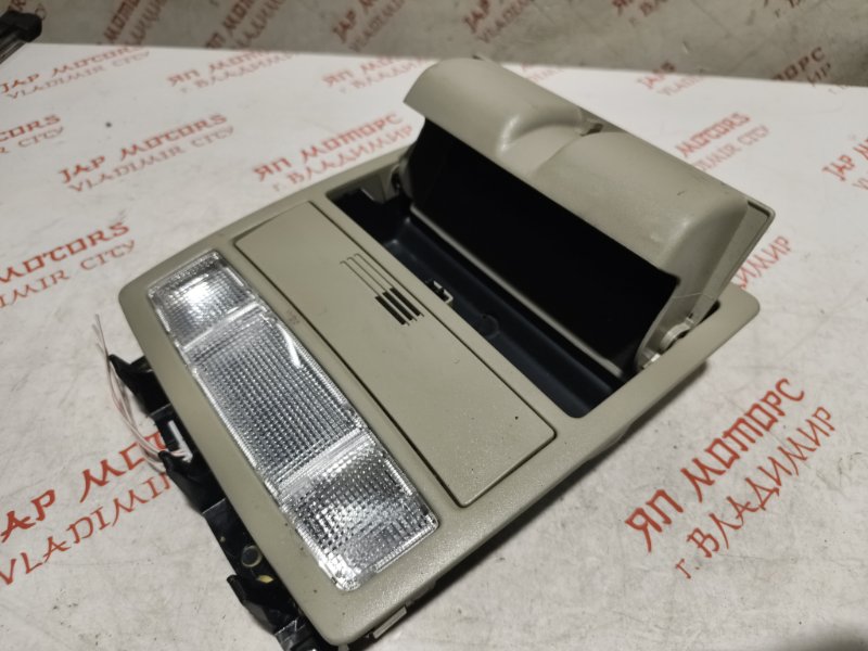 Плафон подсветки салона, 2000 рублей, Владимир