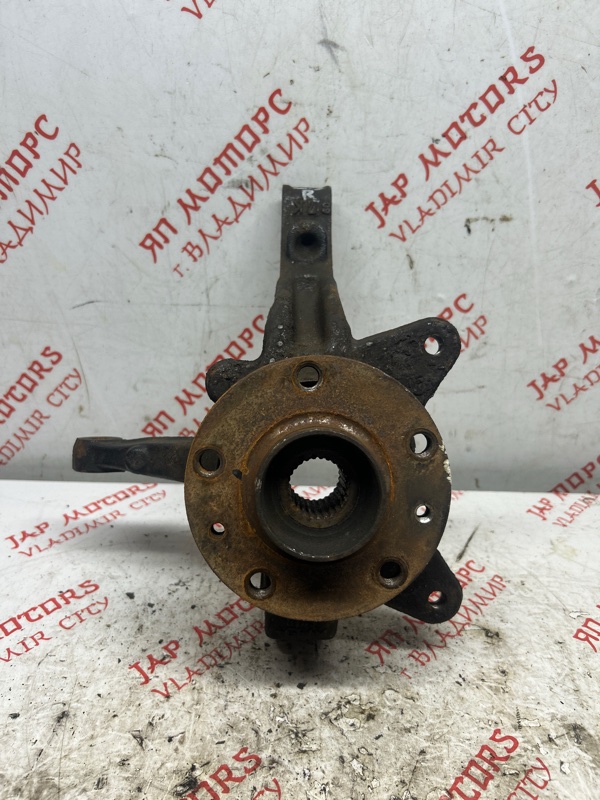 Кулак поворотный, 2000 рублей, Владимир