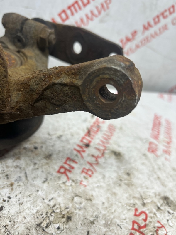 Кулак поворотный, 2000 рублей, Владимир