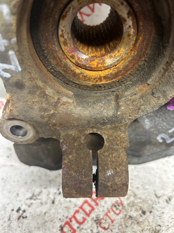 Кулак поворотный, 2500 рублей, Владимир