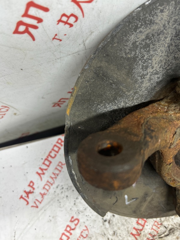 Кулак поворотный, 2000 рублей, Владимир