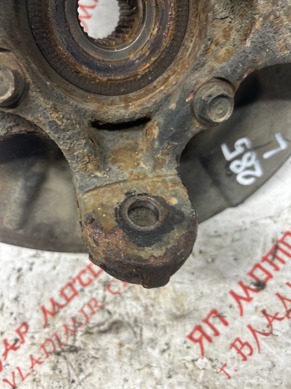 Кулак поворотный, 3500 рублей, Владимир