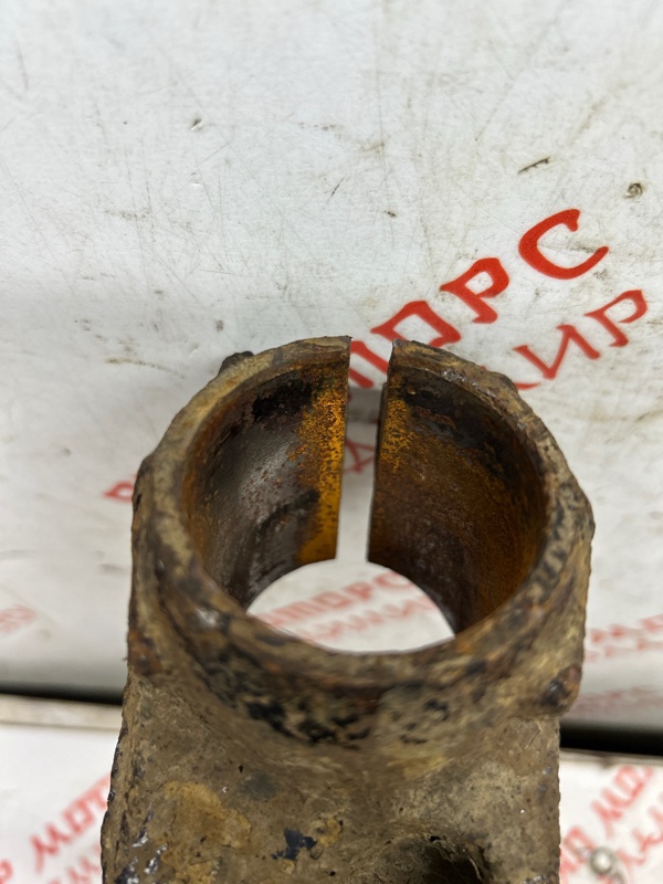 Кулак поворотный, 3000 рублей, Владимир