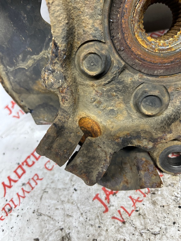 Кулак поворотный, 3000 рублей, Владимир