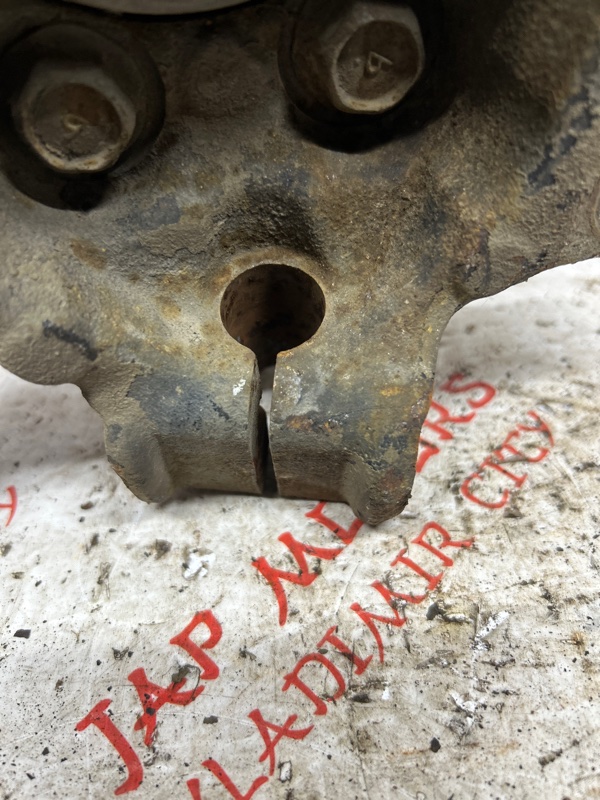 Кулак поворотный, 3500 рублей, Владимир