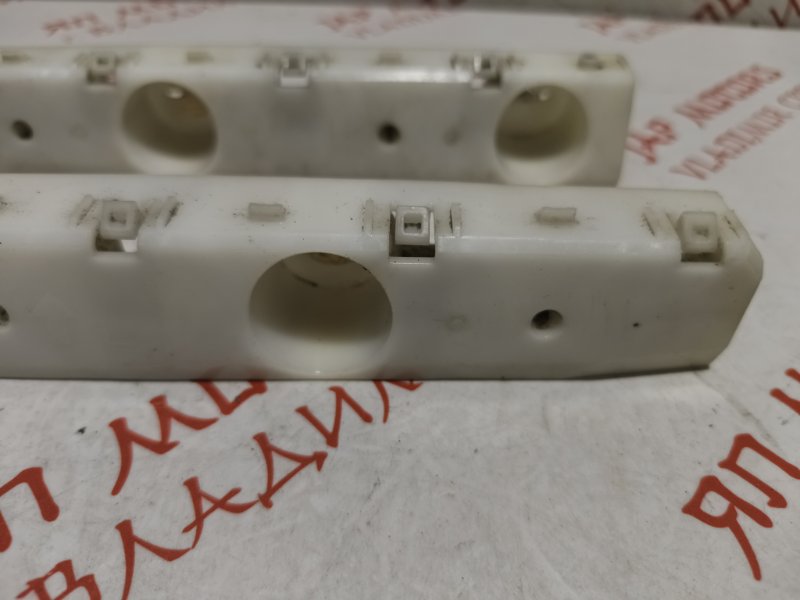 Крепление бампера, 1000 рублей, Владимир