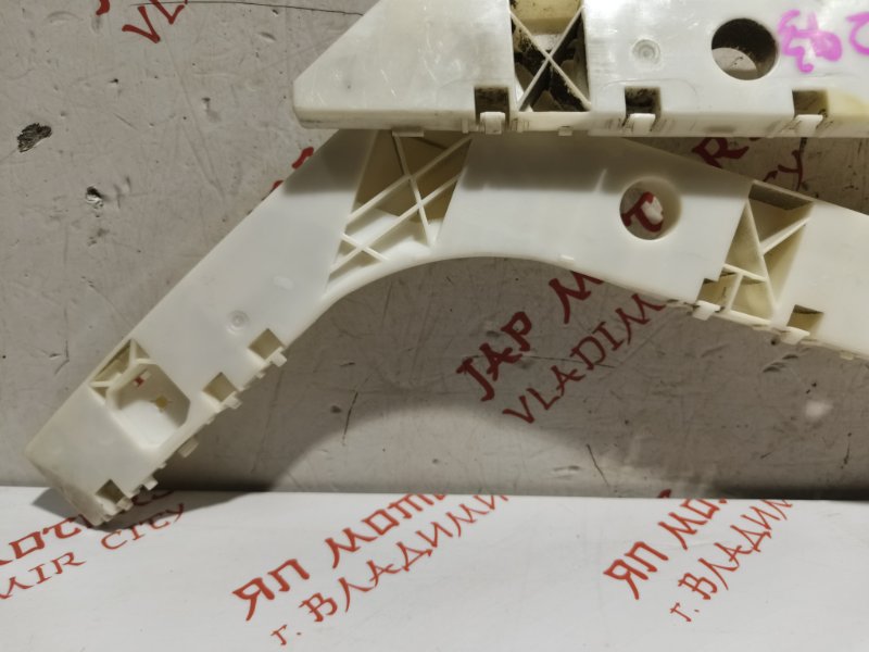 Крепление бампера, 2000 рублей, Владимир