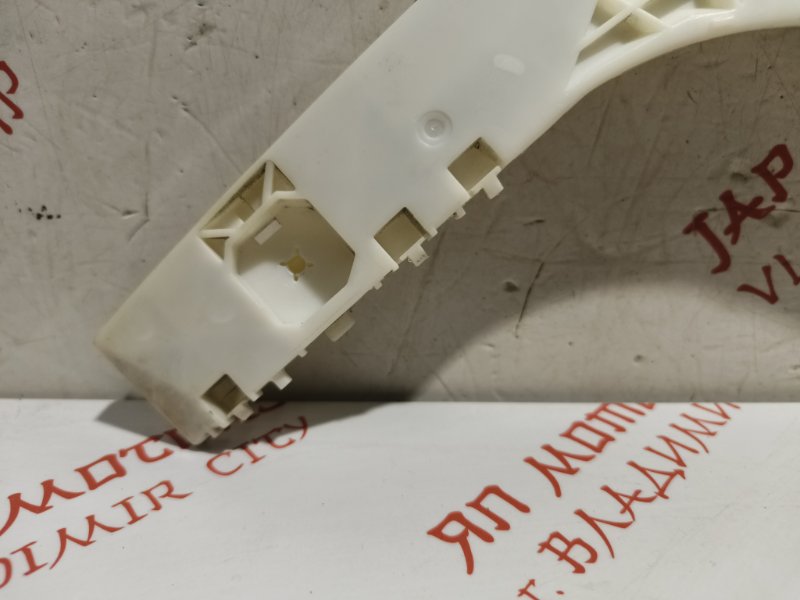 Крепление бампера, 2000 рублей, Владимир