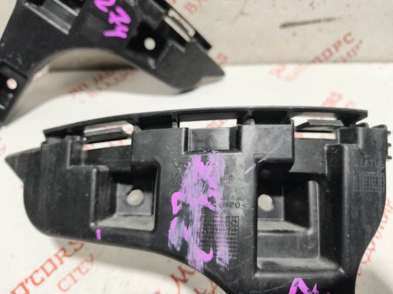 Крепление бампера, 1000 рублей, Владимир