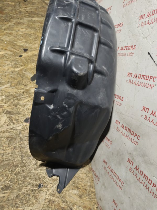 Подкрылок, 2000 рублей, Владимир