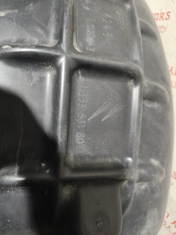 Подкрылок, 2000 рублей, Владимир