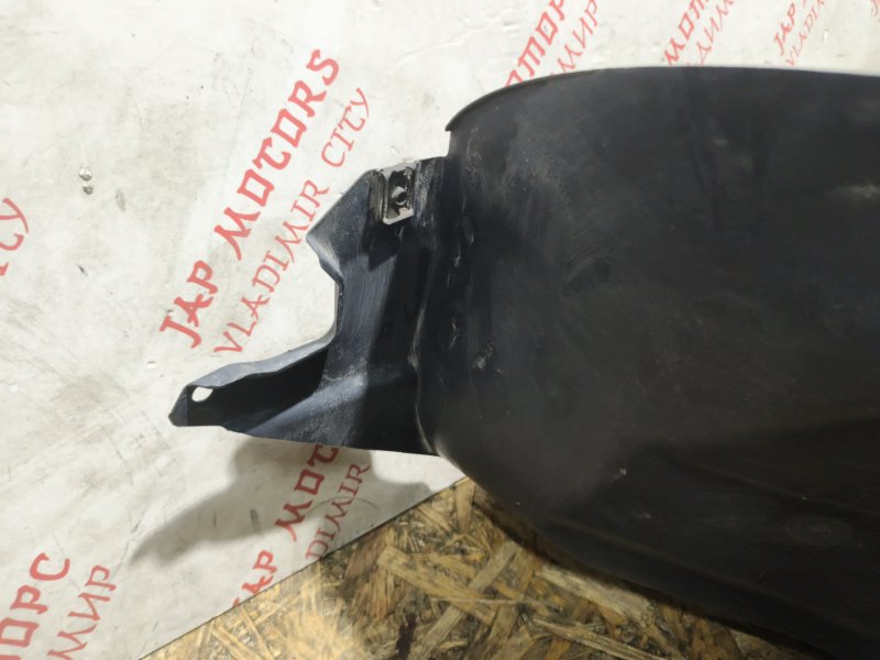 Подкрылок, 2000 рублей, Владимир