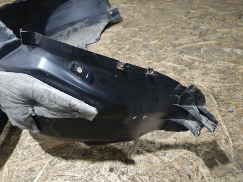 Подкрылок, 3000 рублей, Владимир