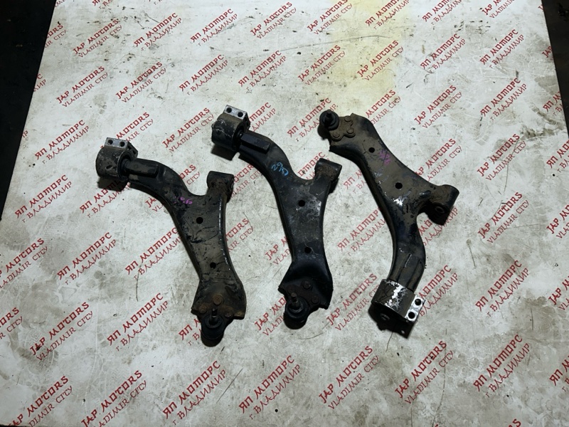 Рычаг подвески нижний, 2000 рублей, Владимир