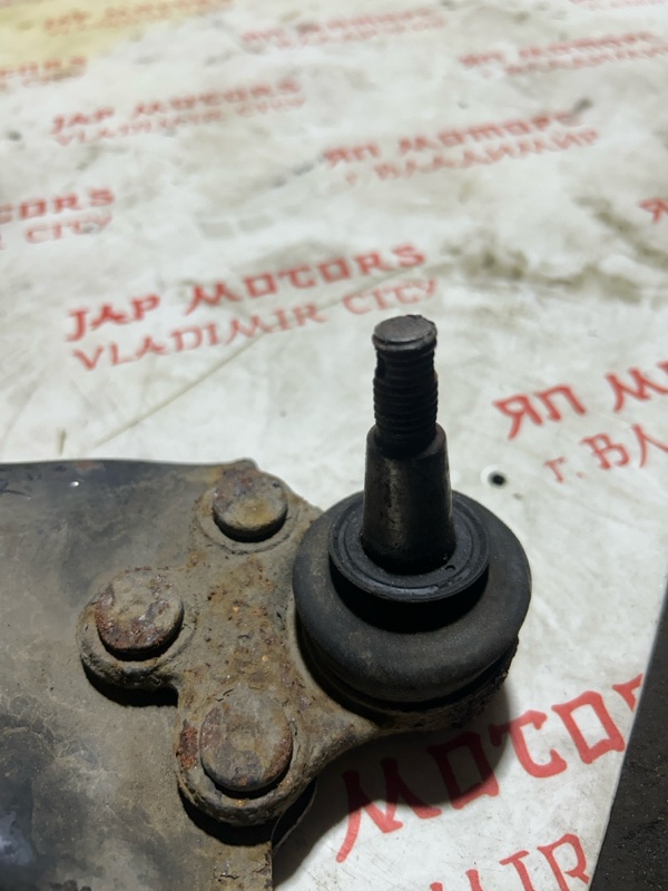 Рычаг подвески нижний, 2000 рублей, Владимир