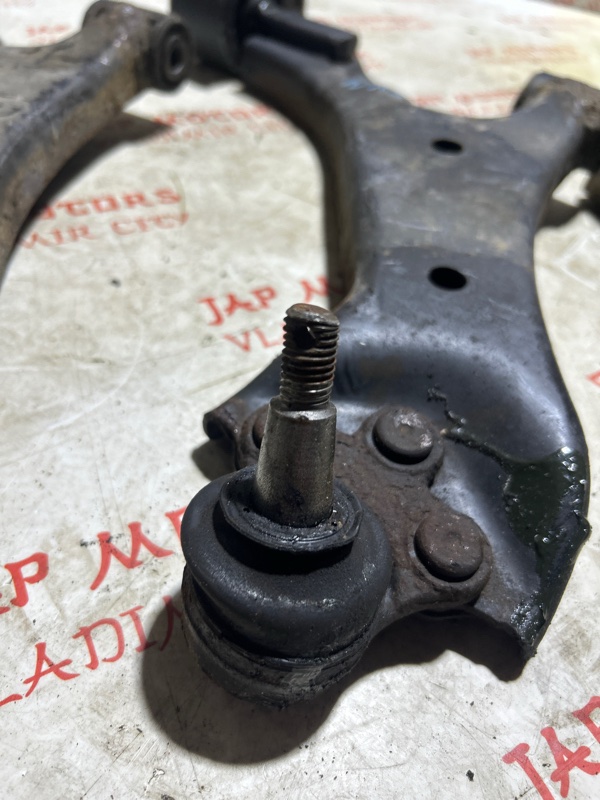 Рычаг подвески нижний, 2000 рублей, Владимир