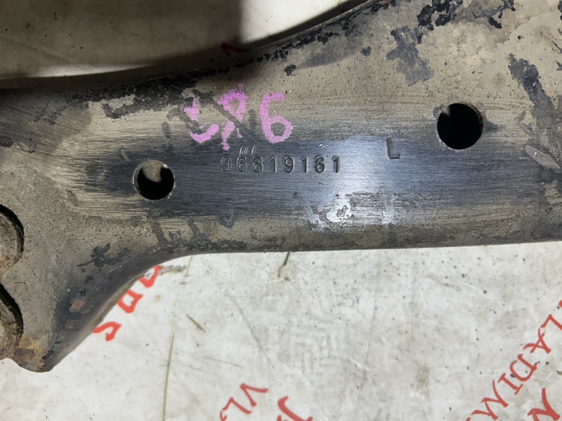 Рычаг подвески нижний, 2000 рублей, Владимир