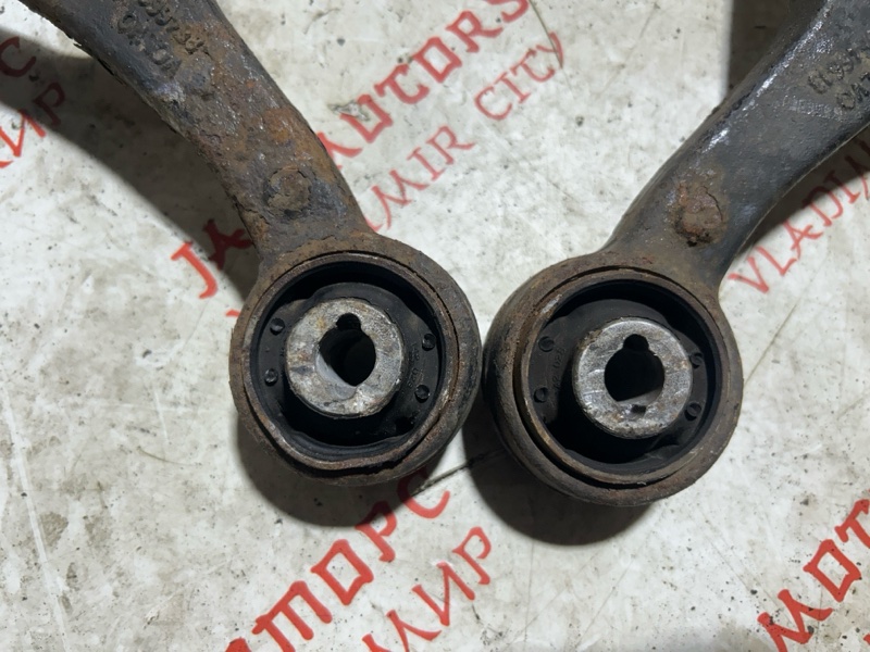 Рычаг подвески нижний, 2000 рублей, Владимир