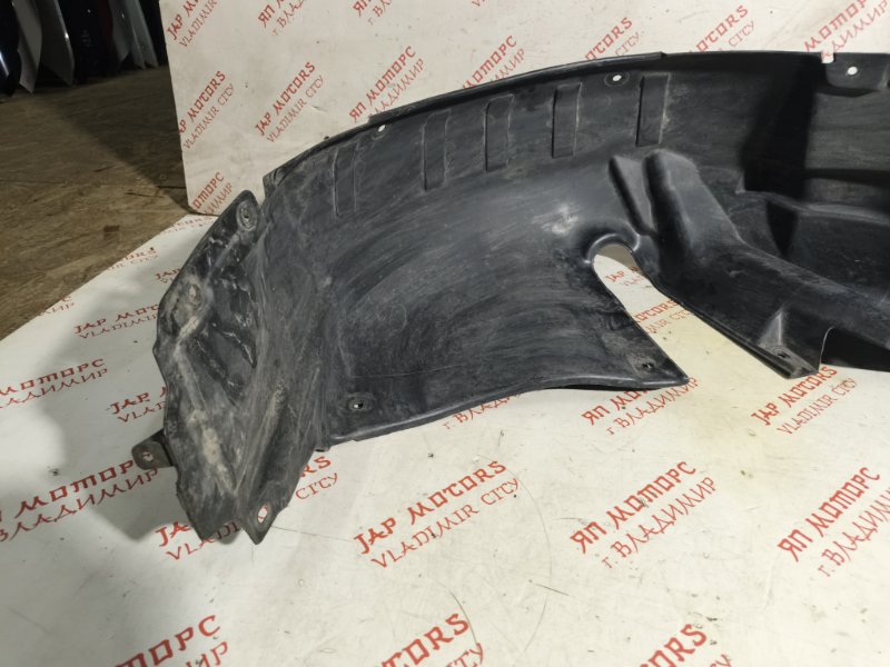 Подкрылок, 2000 рублей, Владимир