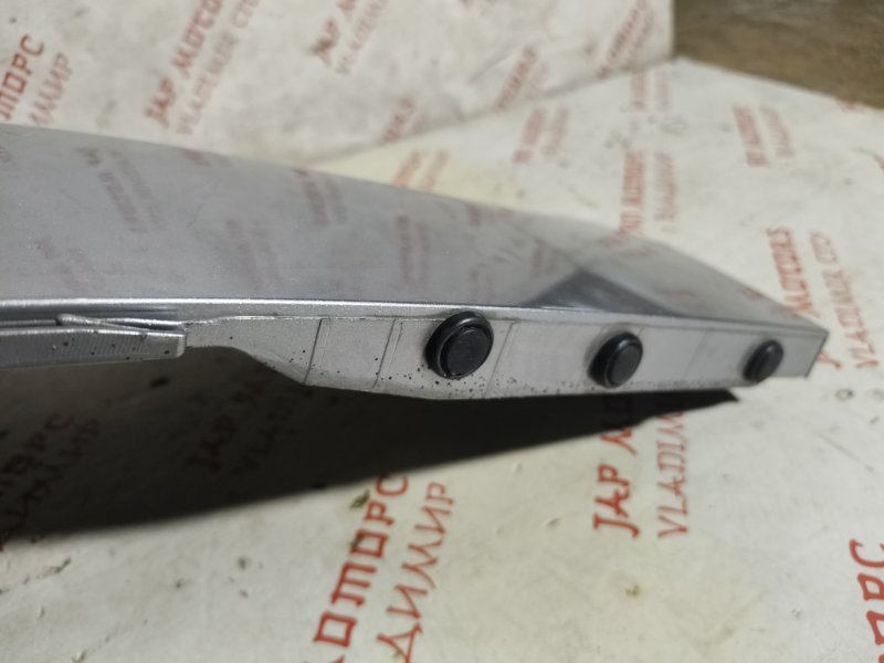 Клык бампера, 2000 рублей, Владимир