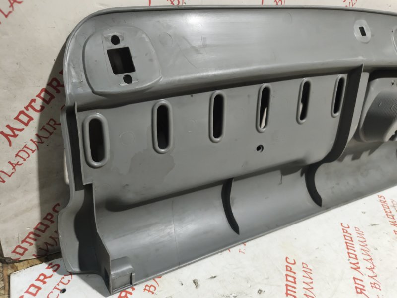 Полка салона, 5000 рублей, Владимир