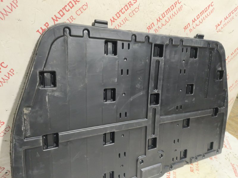 пол в багажник, 2000 рублей, Владимир