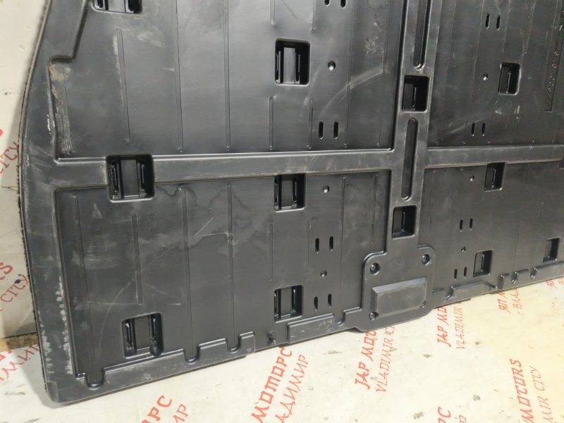 пол в багажник, 2000 рублей, Владимир