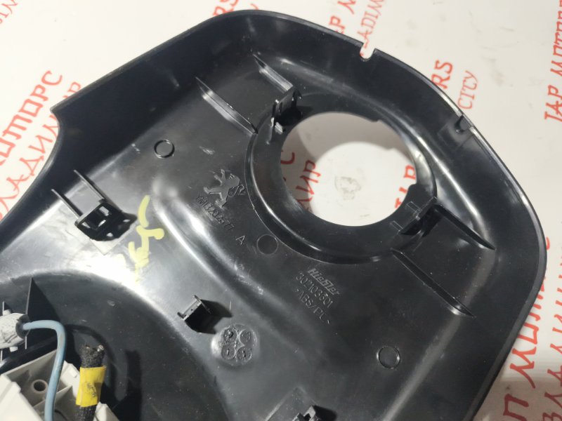 Плафон подсветки салона, 2000 рублей, Владимир